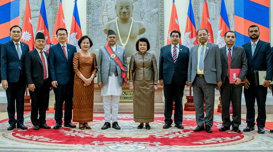 कम्बोडियामा सभामुख देवराज घिमिरेलाई ‘गार्ड अफ अनर’