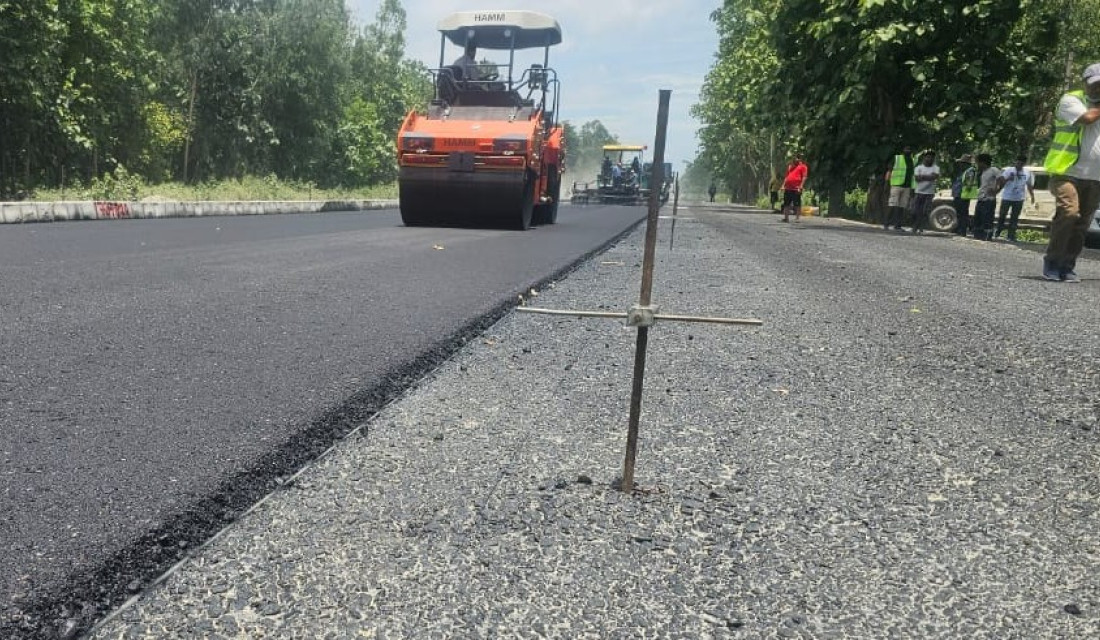 एसियन हाइवेको पूर्वीखण्डमा कालोपत्रेको काम सुरु