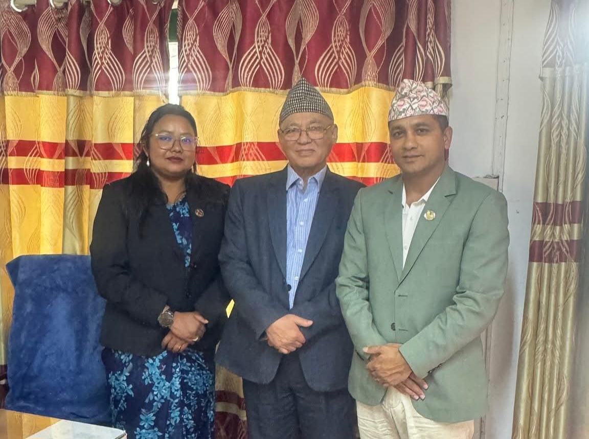 एमाले प्रमुख सचेतकमा महर, सचेतकमा घतानी